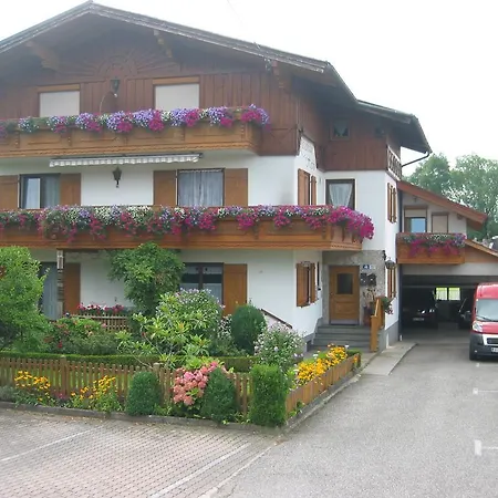 Bed & Breakfast Gastehaus Heidi Wals-Siezenheim