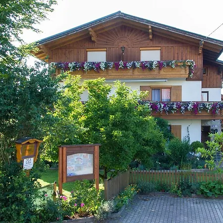 Bed & Breakfast Gastehaus Heidi 3*