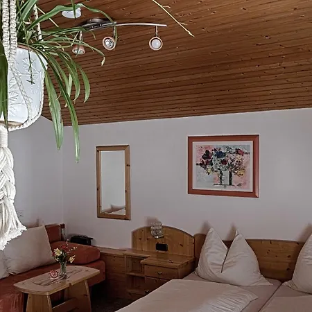Bed & Breakfast Gastehaus Heidi 3*