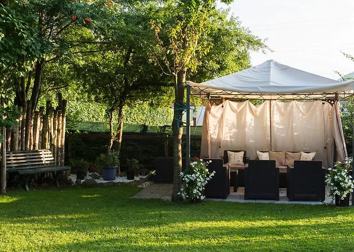 Bed & Breakfast Gastehaus Heidi 3*