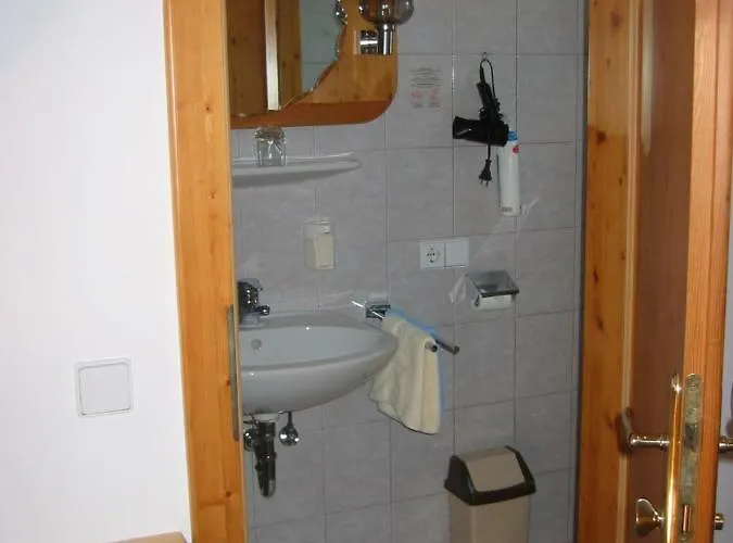 Gastehaus Heidi Bed & Breakfast